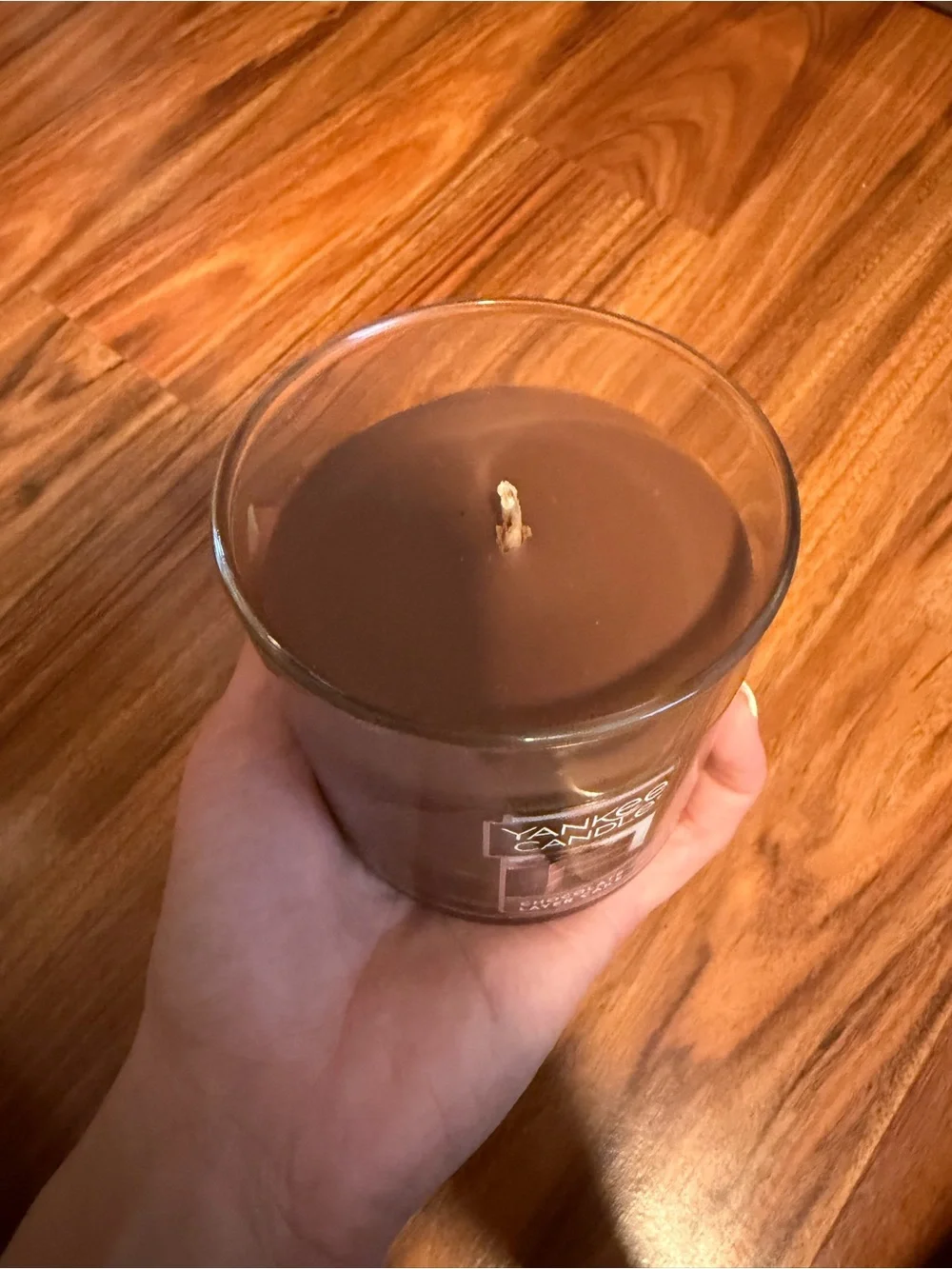 Yankee Candle Brown Chocolate-Scented Jar Candle
